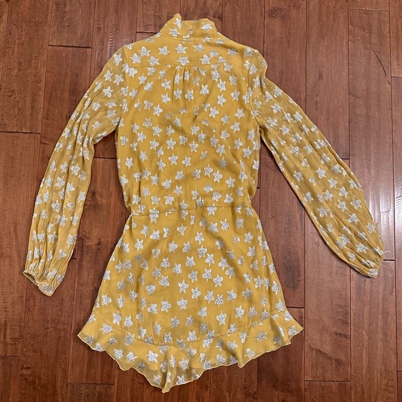 Rococo Sand Yellow with Silver Star Print Vega Dress Sz Small - Picture 4 of 15